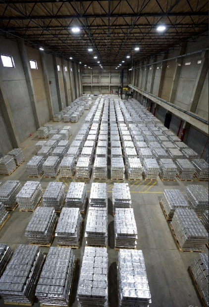 SILVER LONGS CONTINUE TO ROLL BACKWARDS TO STAND FOR IMMEDIATE DELIVERY!