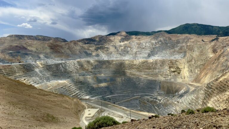 Tragic Fatality Prompts Shutdown At Key US Smelter & Mine!